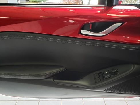 Used 2024 MAZDA MX-5 Miata Grand Touring image 9