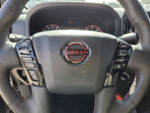 Used 2026 Nissan Frontier PRO-4X w/ Tow Package AWD/4WD image 18