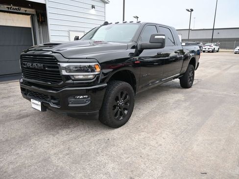 Used 2023 RAM 2500 Laramie w/ Night Edition AWD/4WD image 34