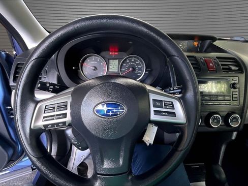 Used 2015 Subaru Forester 2.5i Premium w/ All-Weather Package AWD/4WD image 8