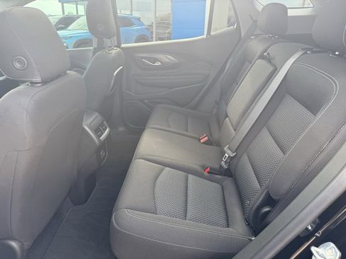 Used 2023 GMC Terrain SLE w/ Driver Convenience Package image 33