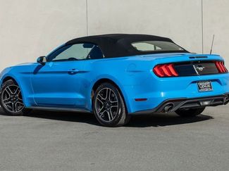 Used 2023 Ford Mustang Premium video 3