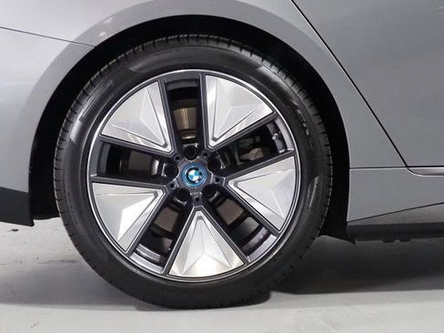 Used 2023 BMW i4 eDrive35 image 53