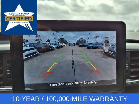 Used 2024 Ford Explorer XLT w/ Equipment Group 202A RWD image 10