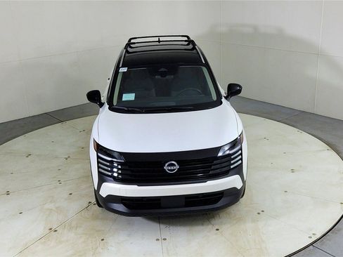 New 2026 Nissan Kicks SV w/ Cold Weather Package AWD/4WD image 14