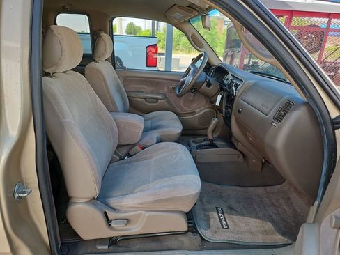 Used 2003 Toyota Tacoma 2WD Xtracab image 18