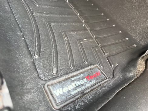 Used 2014 Chevrolet Equinox LT w/ Safety Package image 28