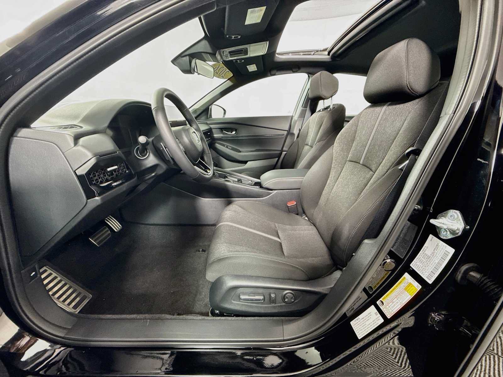 Used 2026 Honda Accord Sport image 18