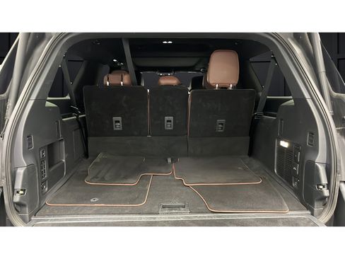 Used 2025 Lincoln Navigator L Reserve AWD/4WD image 26