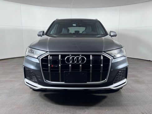 Used 2021 Audi SQ7 Premium Plus w/ Executive Package AWD/4WD image 2