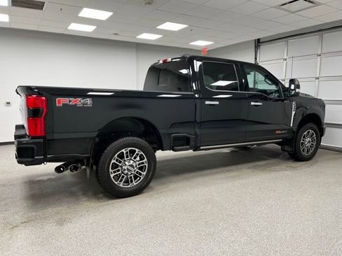 Used 2024 Ford F350 Limited w/ FX4 Off-Road Package AWD/4WD image 11