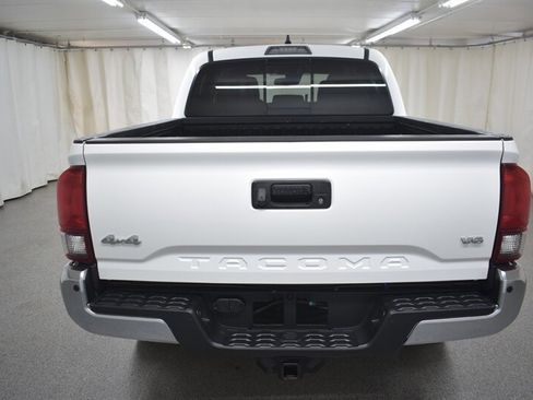 Used 2021 Toyota Tacoma SR5 image 5