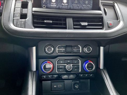 Used 2022 GMC Yukon SLT w/ SLT Premium Package image 35