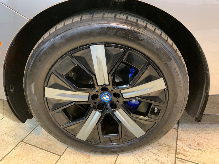 Used 2023 BMW iX M60 w/ Executive Package AWD/4WD image 14