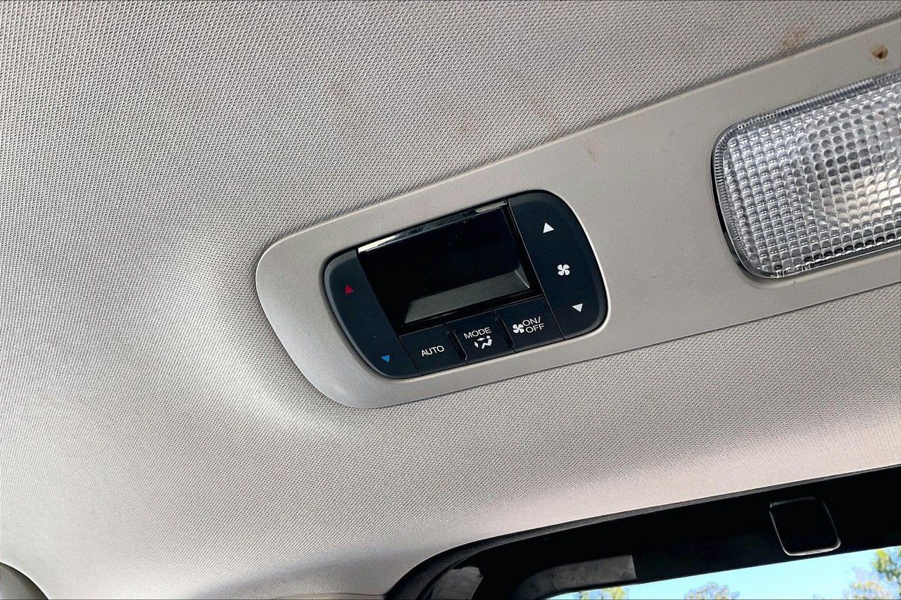 Used 2025 Honda Odyssey EX-L image 16