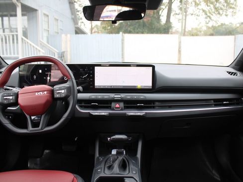 New 2025 Kia K4 GT-Line image 23