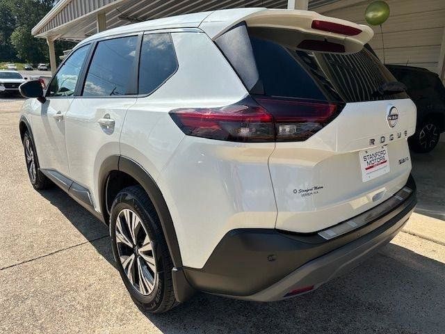 Used 2022 Nissan Rogue SV AWD/4WD image 10