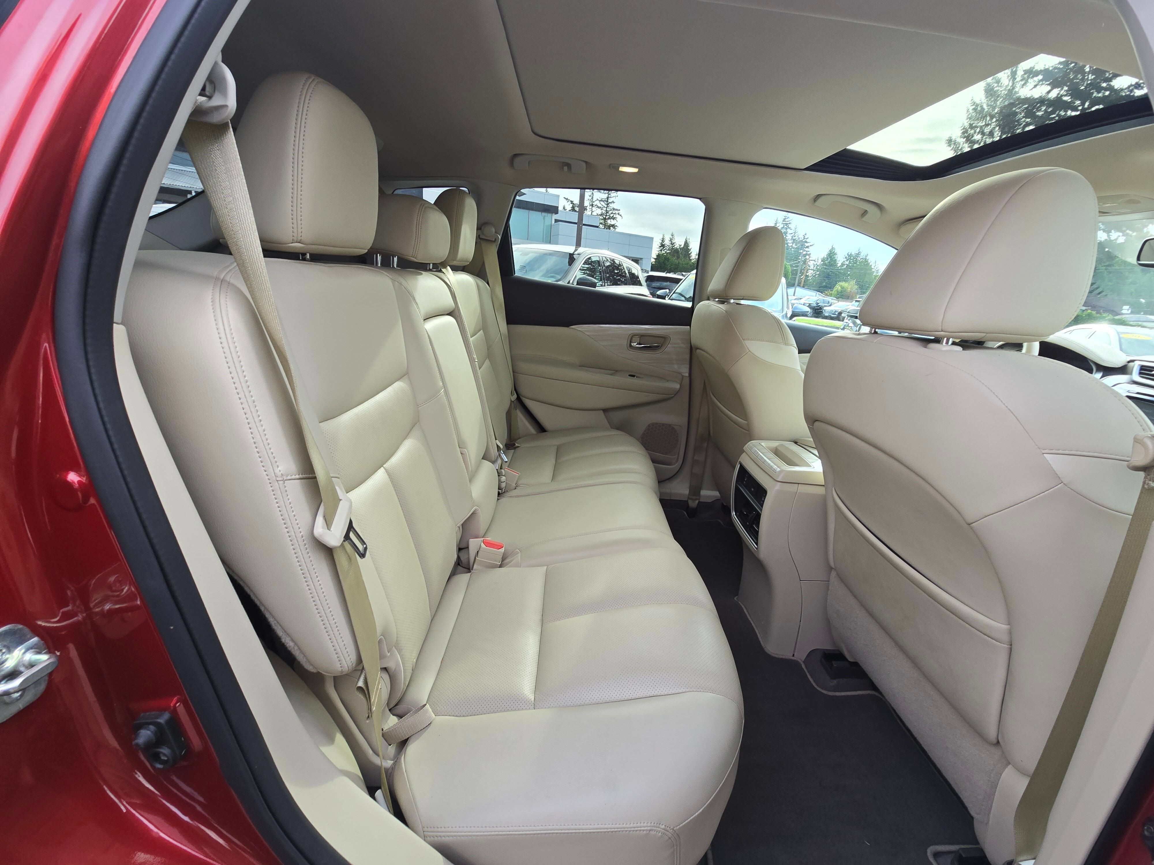 Used 2017 Nissan Murano Platinum w/ Platinum Technology Package AWD/4WD image 12