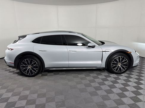 Certified 2025 Porsche Taycan 4 Cross Turismo AWD/4WD image 8