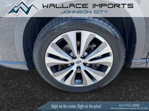 Used 2022 Subaru Ascent Limited AWD/4WD image 9