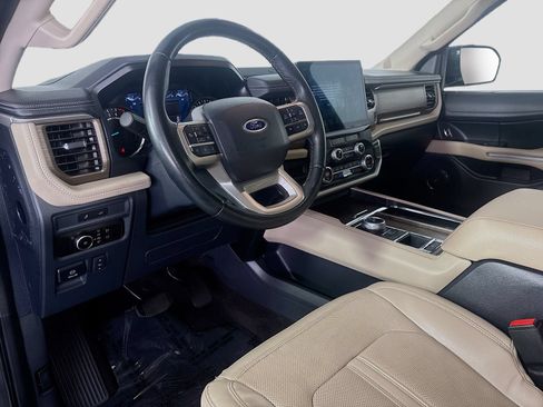 Certified 2023 Ford Expedition Max Limited RWD image 9