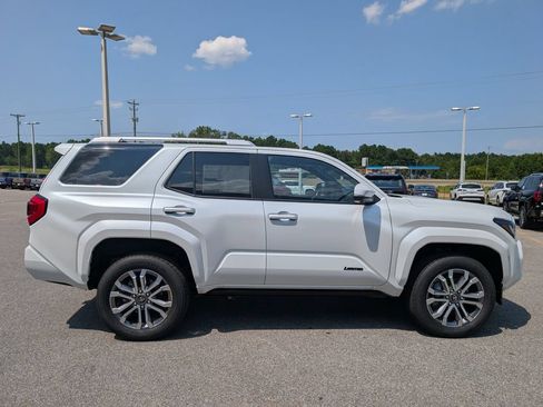 New 2026 Toyota 4Runner Limited AWD/4WD image 6