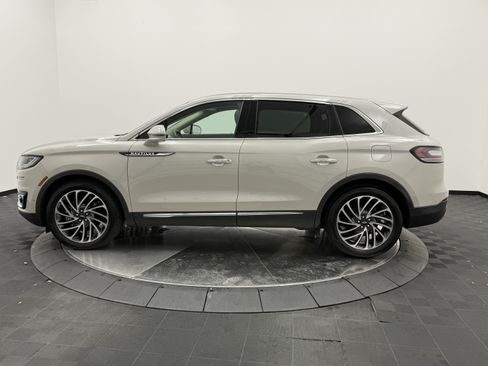 Used 2019 Lincoln Nautilus Reserve FWD image 4