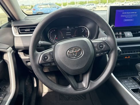 Certified 2023 Toyota RAV4 XLE AWD/4WD image 11