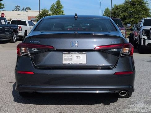Used 2024 Honda Civic Sport image 6