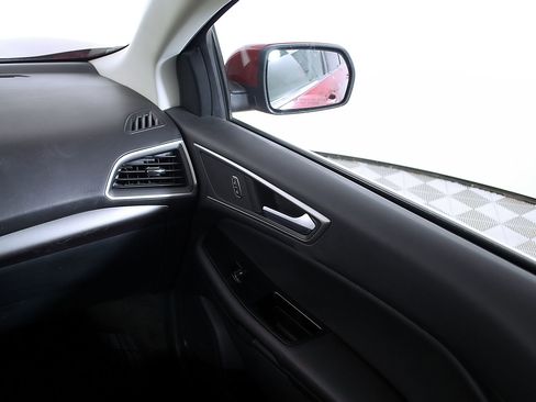 Used 2020 Ford Edge SEL w/ Convenience Package FWD image 25