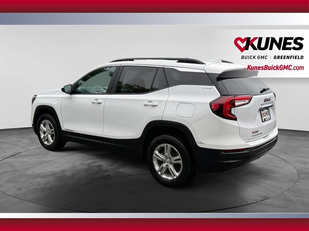 Used 2022 GMC Terrain SLE w/ Driver Convenience Package AWD/4WD image 8
