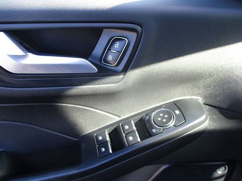 Used 2024 Ford Escape ST-Line w/ Tech Pack #1 image 16