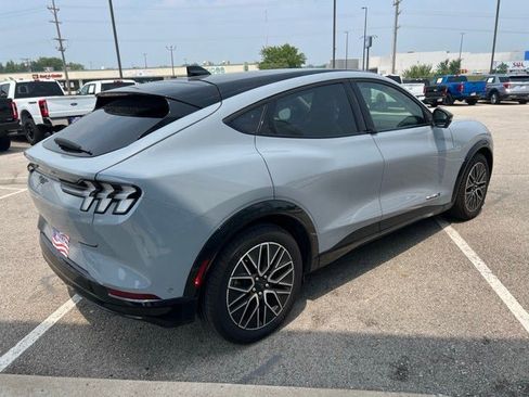 Used 2024 Ford Mustang Mach-E Premium image 6