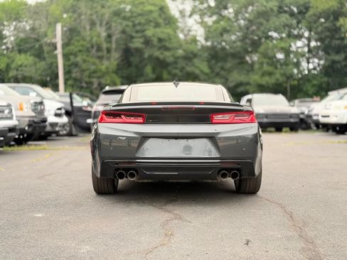 Used 2017 Chevrolet Camaro LT RWD image 7