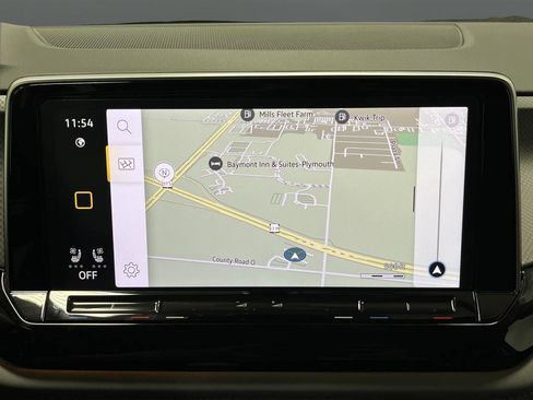 Used 2024 Volkswagen Atlas Peak Edition SEL image 10