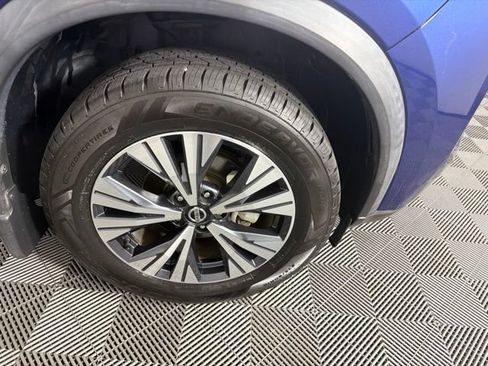 Used 2021 Nissan Rogue SV w/ Premium Package FWD image 26