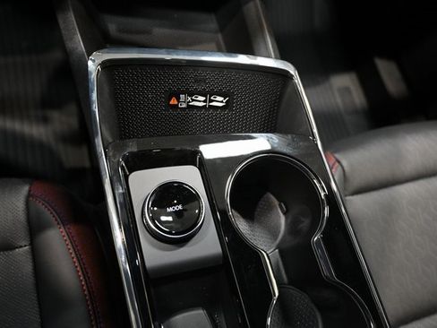 New 2026 Chevrolet Equinox RS w/ LPO, Floor Liner Package image 19