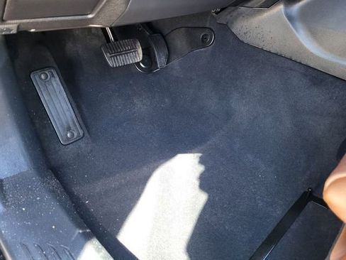 Used 2025 Subaru Outback Touring XT image 14