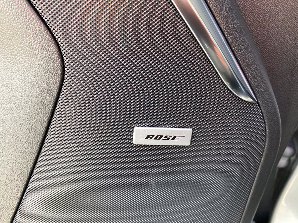 Used 2026 GMC Yukon Denali w/ Sun & Power Step Package AWD/4WD image 15