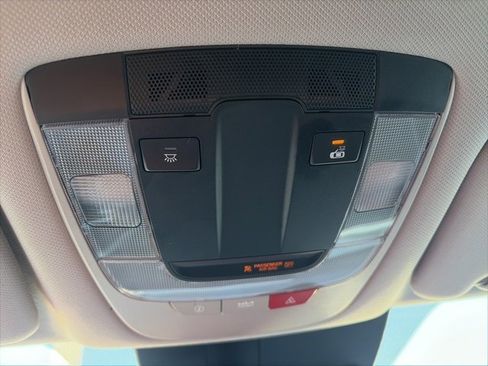 Used 2023 Kia Sorento EX image 25