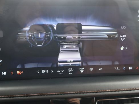 Used 2025 Lincoln Aviator Black Label image 24