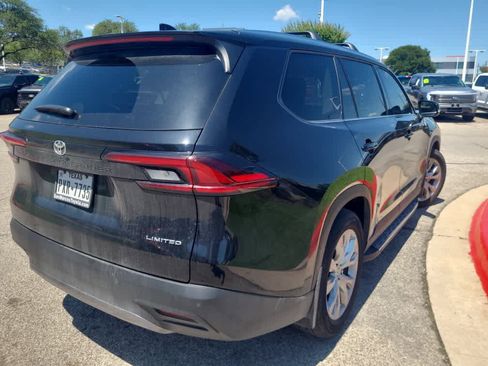 Used 2026 Toyota Grand Highlander FWD image 5