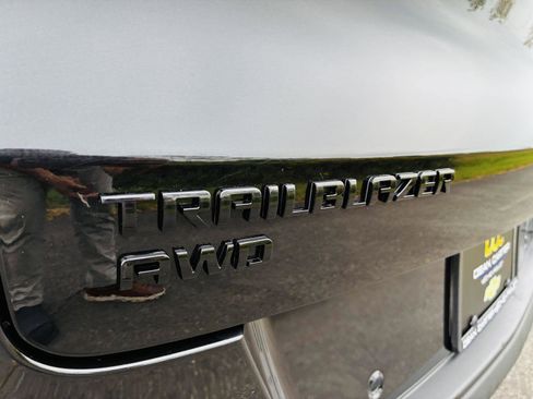 Used 2024 Chevrolet TrailBlazer RS w/ Convenience Package image 19