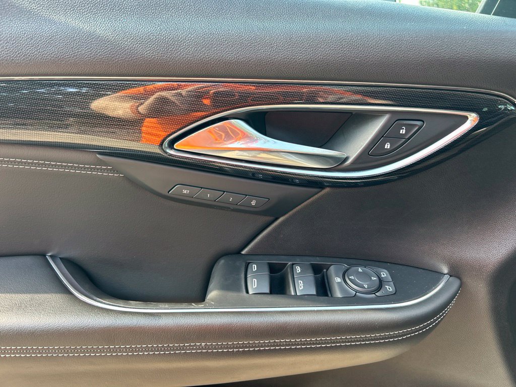 Used 2023 Buick Envision Essence FWD image 9