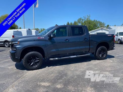 Used 2021 Chevrolet Silverado 1500 LT Trail Boss w/ Convenience Package II AWD/4WD image 3