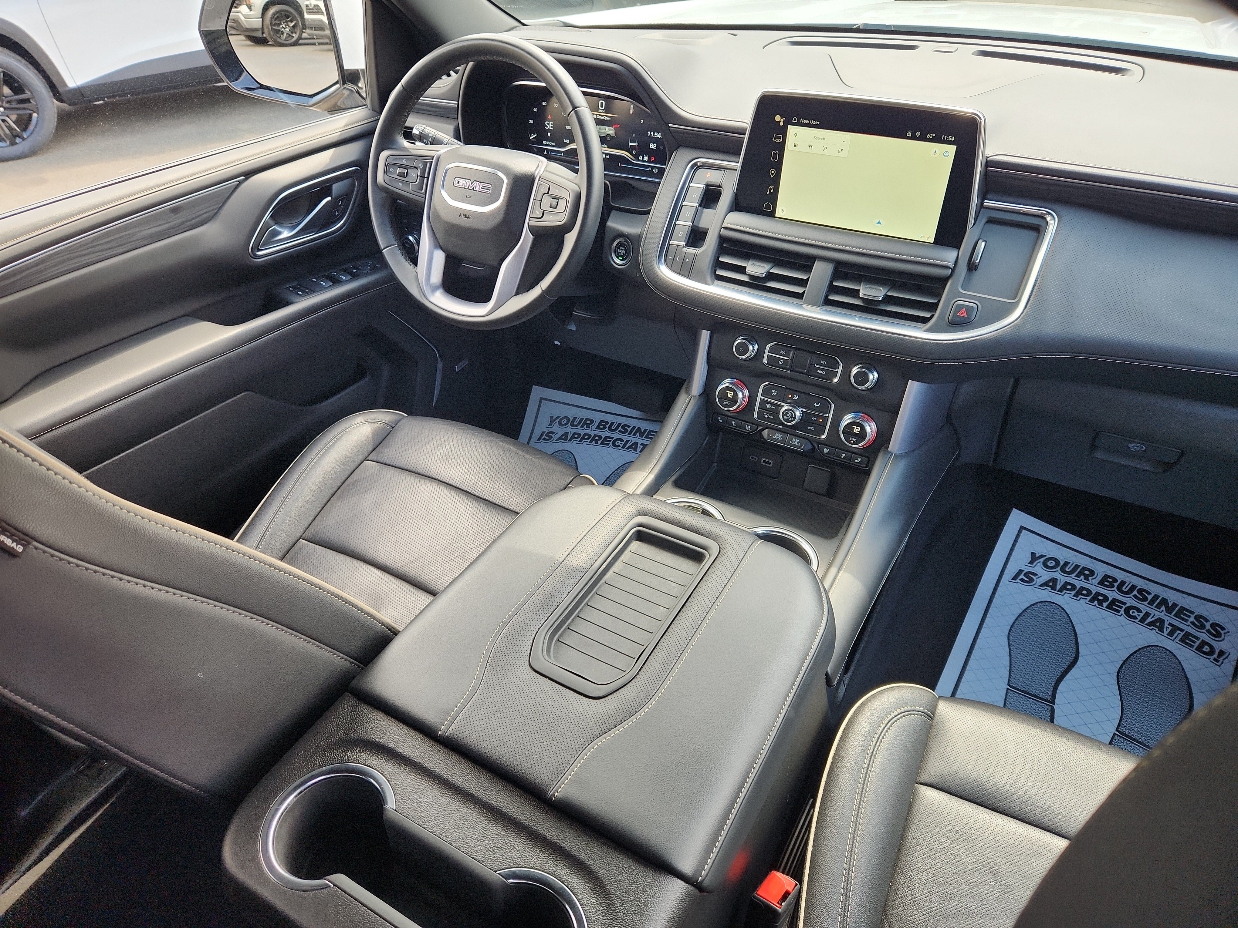 Used 2024 GMC Yukon SLT AWD/4WD image 35