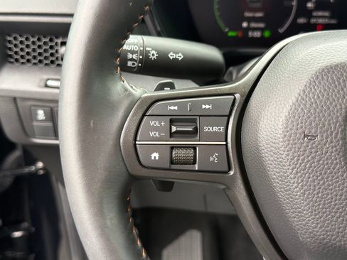 Used 2024 Honda CR-V Sport image 17