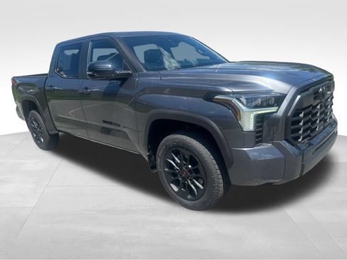New 2026 Toyota Tundra Limited AWD/4WD image 7