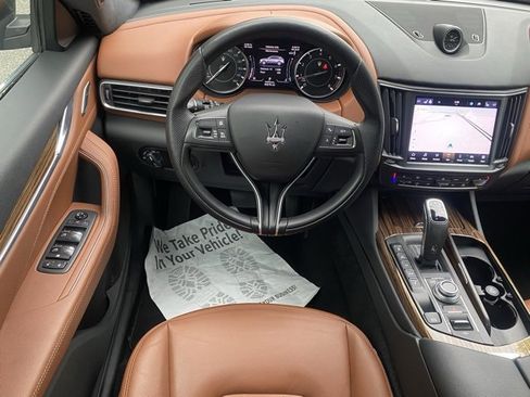 Used 2022 Maserati Levante GT image 48
