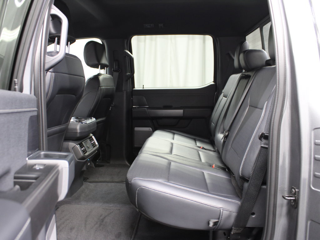 Used 2025 Ford F150 Lariat AWD/4WD image 17